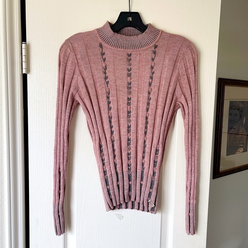 Qiviuk Ines Pullover Sweater Bison Merino Mulberry Silk Knit Pink Small EUC - Picture 2 of 11
